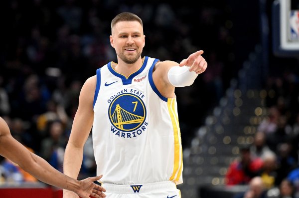 股票按天配资 生死战！队记：波尔津吉斯可以出战与太阳的附加赛