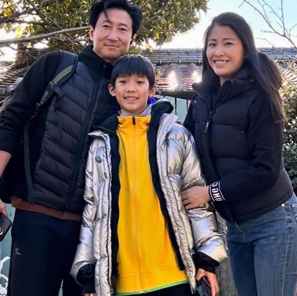 股票明天走势 男方点赞婚变传闻后首发声：我没钱没颜值，谁会勾搭？妻子回应扎心了